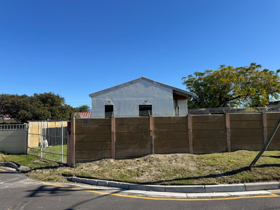 3 Bedroom Property for Sale in Klipkop Western Cape